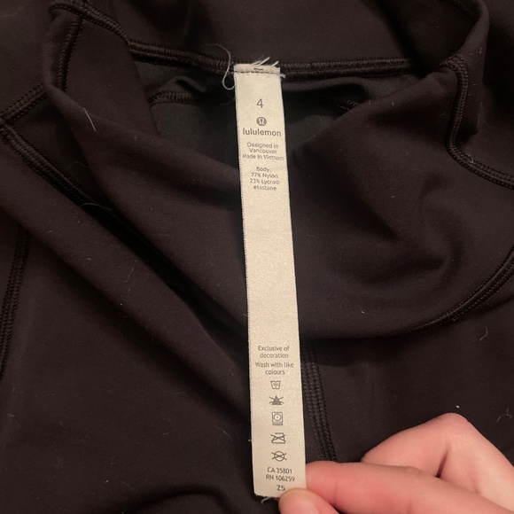 Cropped Lululemon Leggings - Picture 5 of 5